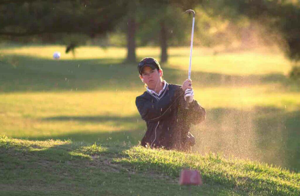 Golfspieler auf Golfplatz nahe Timmendorfer Strand und nordicwave hotel THE FLAMINGO